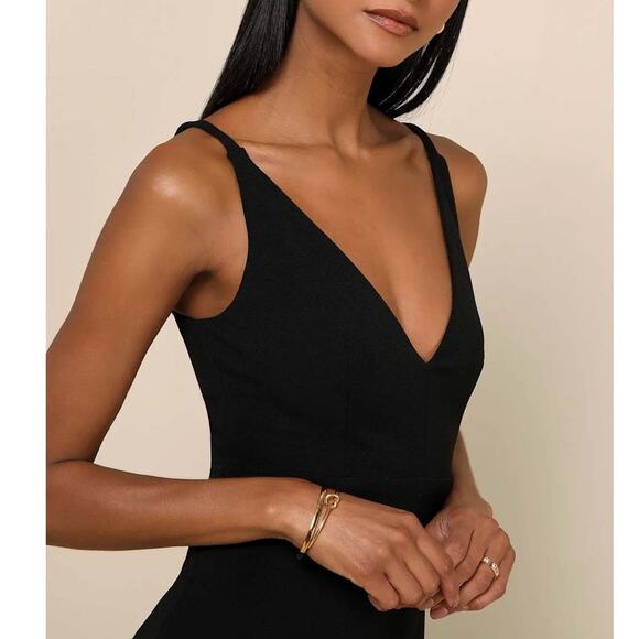 Lulus NWT Melora Black Crepe Bodycon Mermaid Sleeveless Flared Maxi Dress Medium - Picture 4 of 10